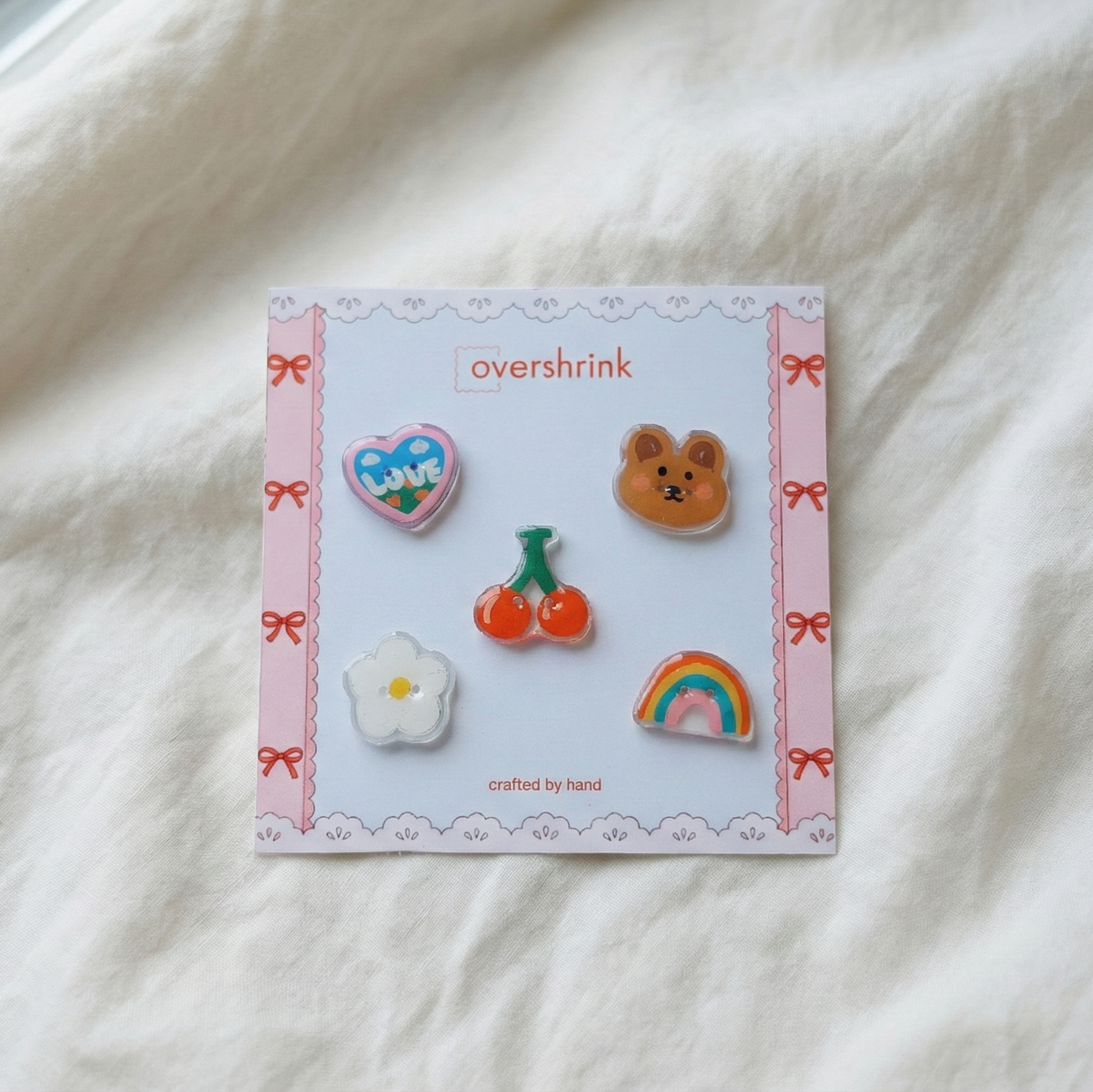 Cheerful Friends Button Set