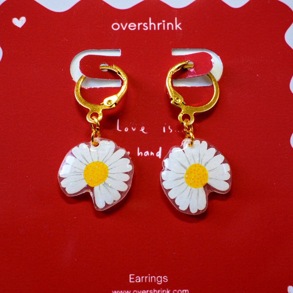 White Daisy Drop Earrings